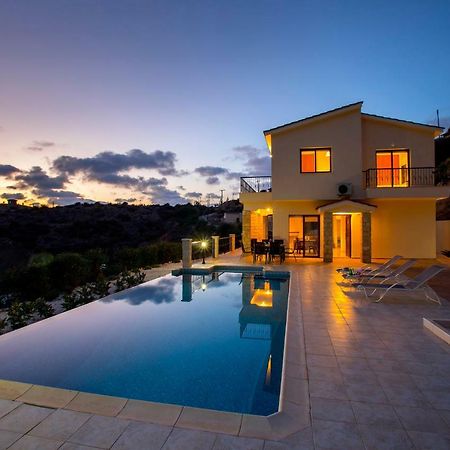 Villa Blue Jadeite Peyia Esterno foto