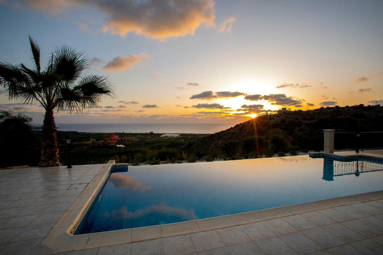 Villa Blue Jadeite Peyia Esterno foto