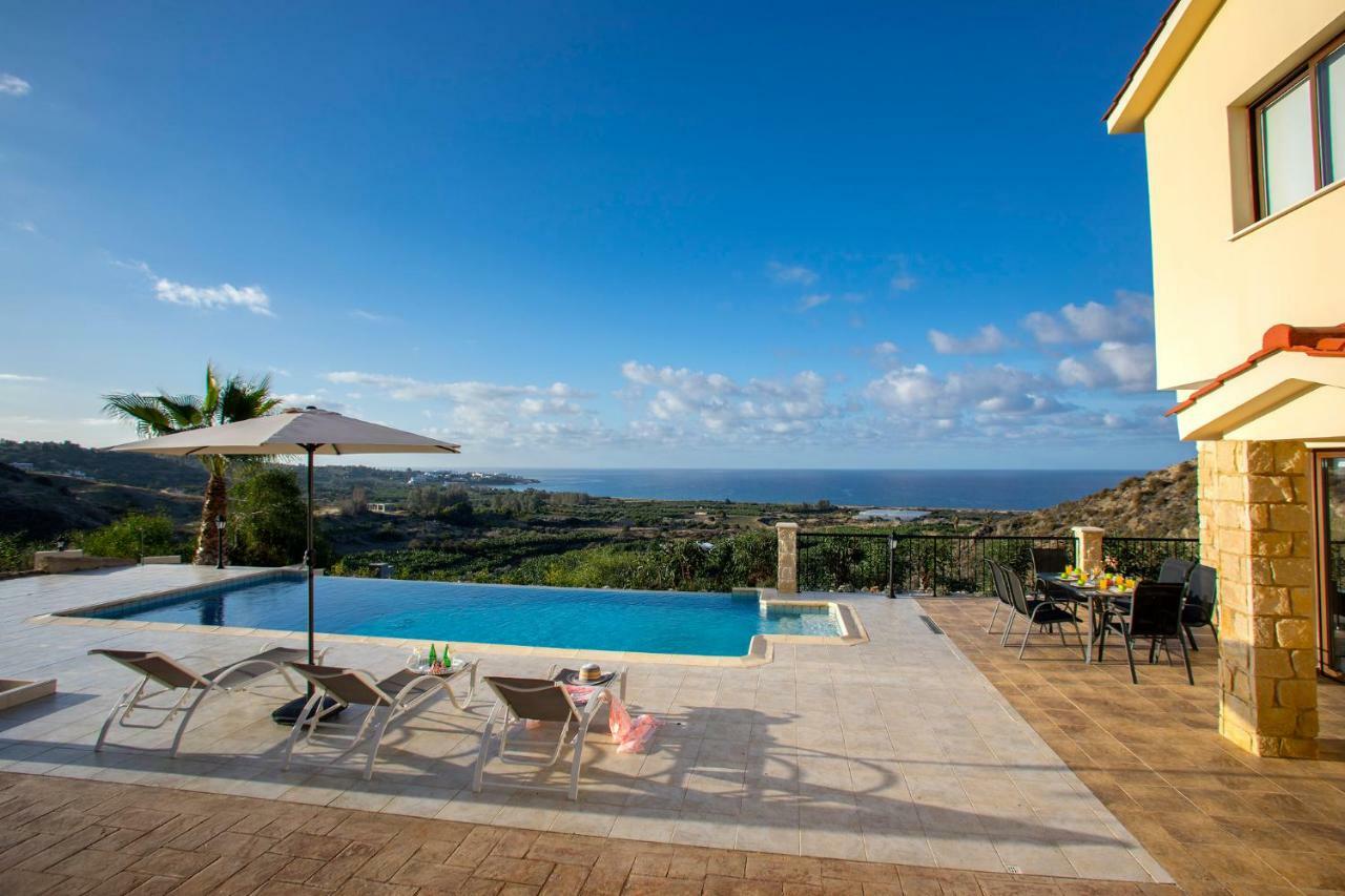 Villa Blue Jadeite Peyia Esterno foto