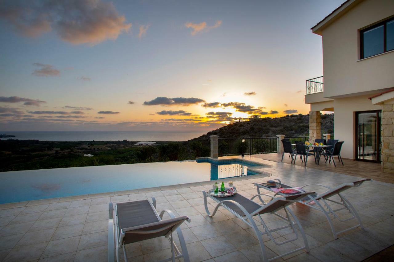 Villa Blue Jadeite Peyia Esterno foto