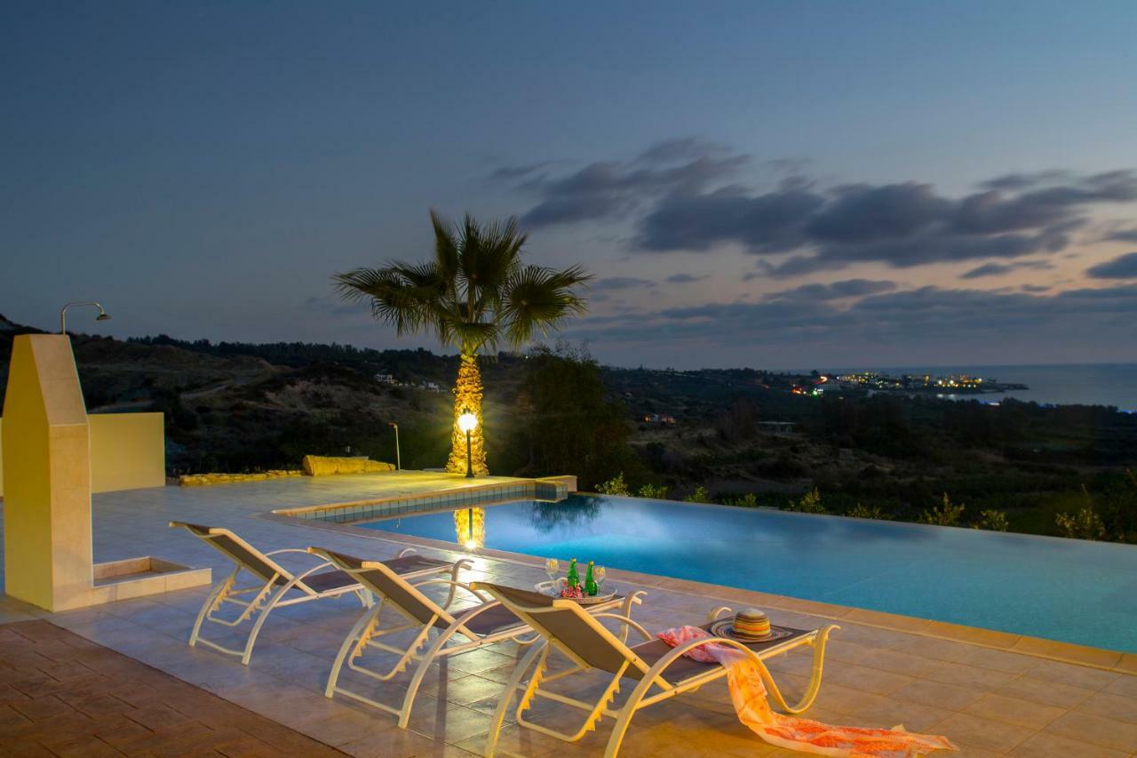 Villa Blue Jadeite Peyia Esterno foto